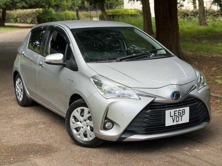 Toyota Vitz N/A