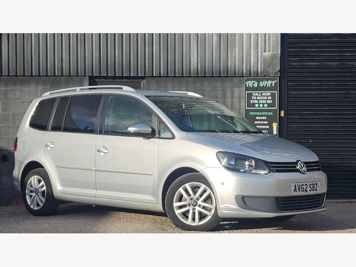 Volkswagen Touran 2.0 TDI SE DSG Euro 5 5dr