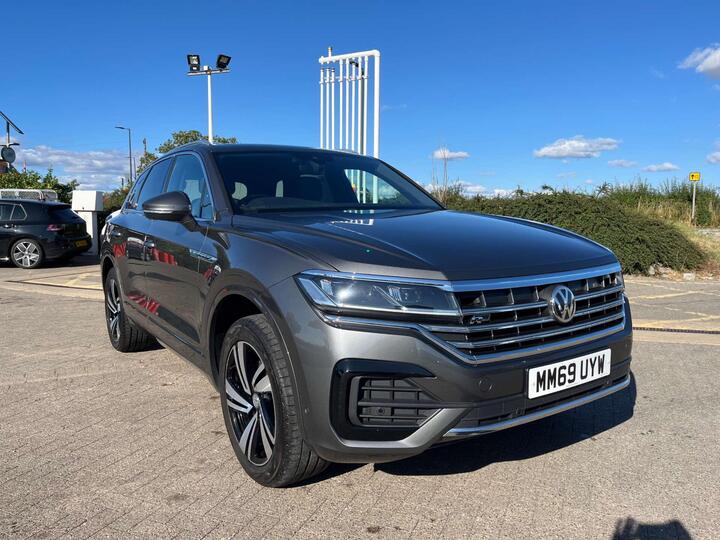 Volkswagen Touareg 3.0 TDI V6 R-Line Tech Tiptronic 4Motion Euro 6 (s/s) 5dr