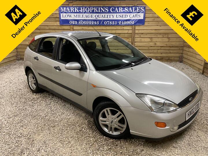 Ford FOCUS 1.6i 16v Ghia 5dr