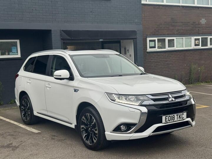 Mitsubishi Outlander 2.0h 12kWh 4h CVT 4WD Euro 6 (s/s) 5dr Mitsubishi Outlander 2.0h 12kWh 4h CVT 4WD Euro 6 (s/s) 5dr