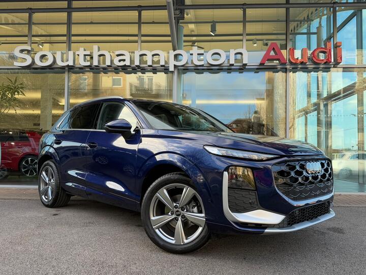 Audi Q3 1.5 TFSI S Line S Tronic Euro 6 (s/s) 5dr