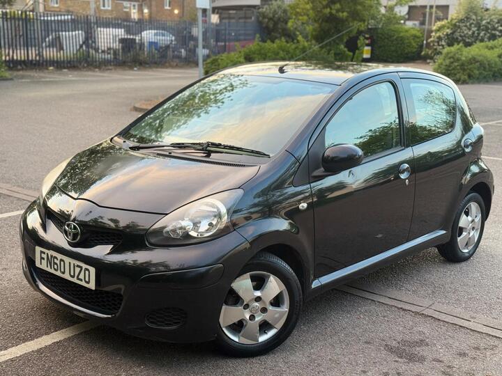 Toyota AYGO 1.0 VVT-i Black Euro 4 5dr (AC)