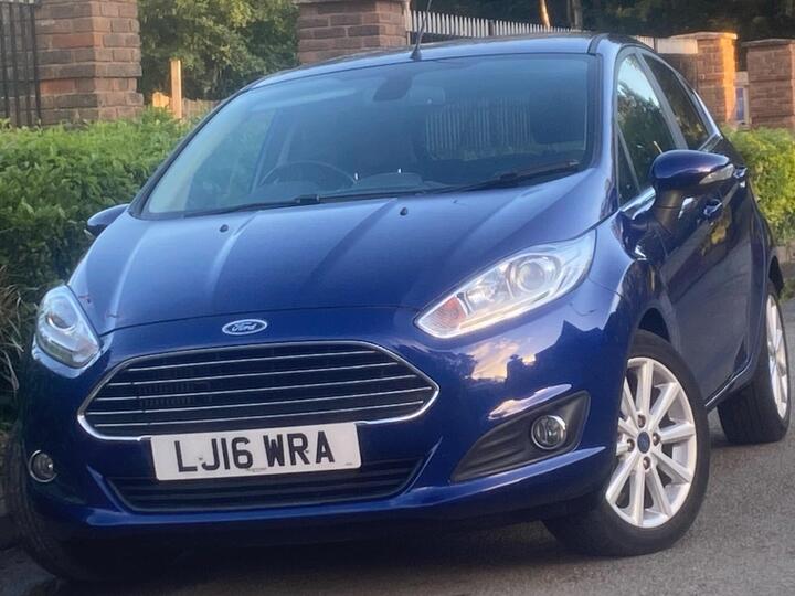 Ford Fiesta 1.0T EcoBoost Titanium Euro 6 (s/s) 5dr