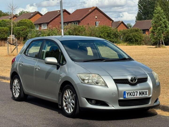 Toyota Auris 1.6 VVT-i TR 5dr