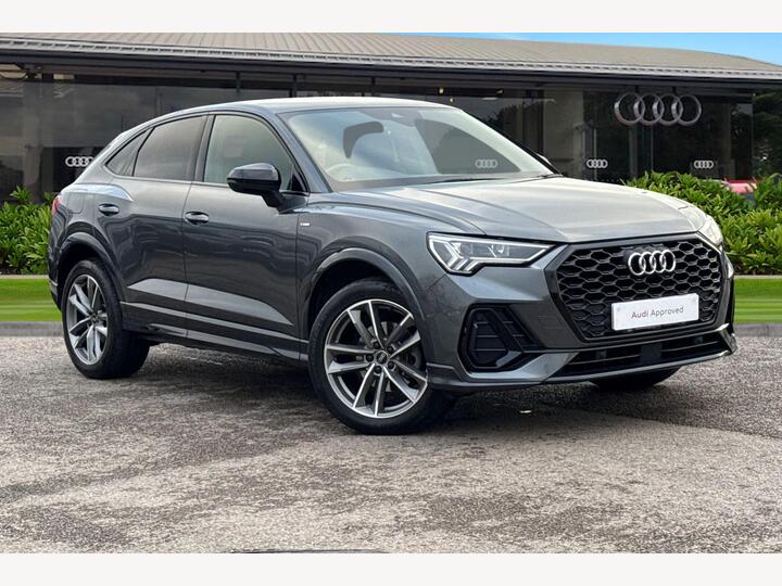 Audi Q3 Sportback 1.5 TFSI CoD 35 Black Edition Sportback S Tronic Euro 6 (s/s) 5dr