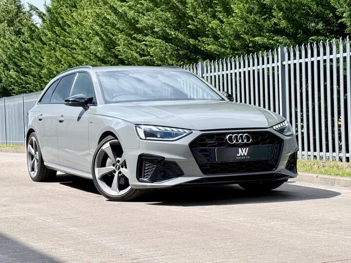 Audi A4 Avant 2.0 TDI 40 Black Edition S Tronic Quattro Euro 6 (s/s) 5dr