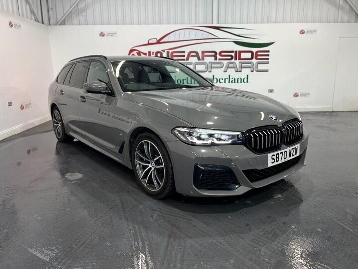 BMW 5 SERIES 2.0 530e 12kWh M Sport Touring Steptronic XDrive Euro 6 (s/s) 5dr BMW 5 SERIES 2.0 530e 12kWh M Sport Touring Steptronic XDrive Euro 6 (s/s) 5dr