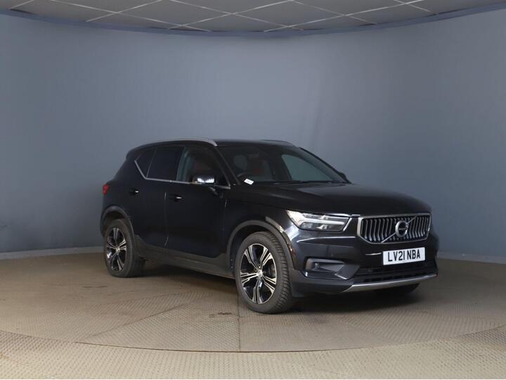 Volvo XC40 2.0 B4 MHEV Inscription Pro Auto Euro 6 (s/s) 5dr