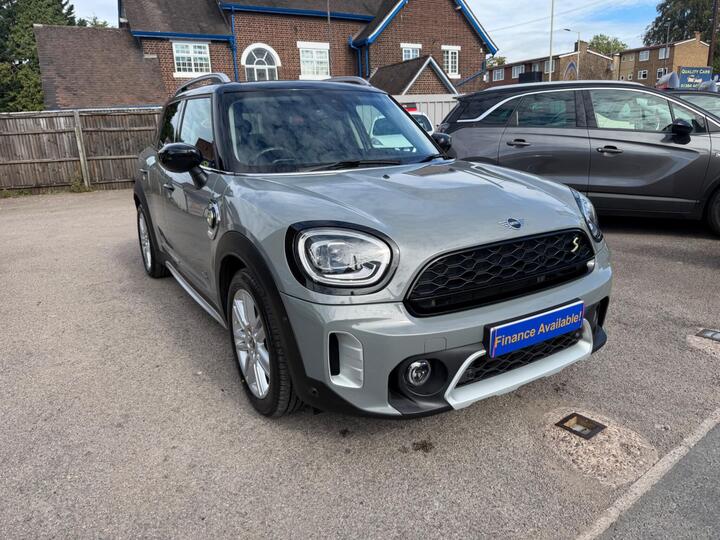 MINI Countryman 1.5 10kWh Cooper SE Exclusive Auto ALL4 Euro 6 (s/s) 5dr