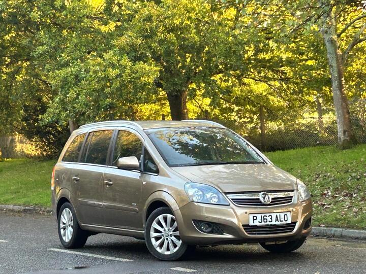 Vauxhall Zafira 1.6 16V Design Euro 5 5dr (SNav) Vauxhall Zafira 1.6 16V Design Euro 5 5dr (SNav)
