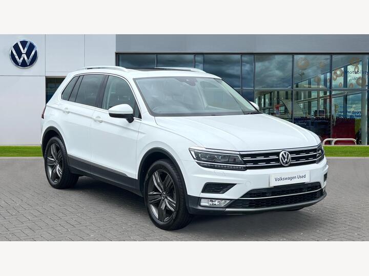 Volkswagen Tiguan 2.0 TDI BlueMotion Tech SEL DSG 4Motion Euro 6 (s/s) 5dr