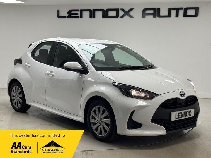 Toyota Yaris 1.5 VVT-h Icon E-CVT Euro 6 (s/s) 5dr