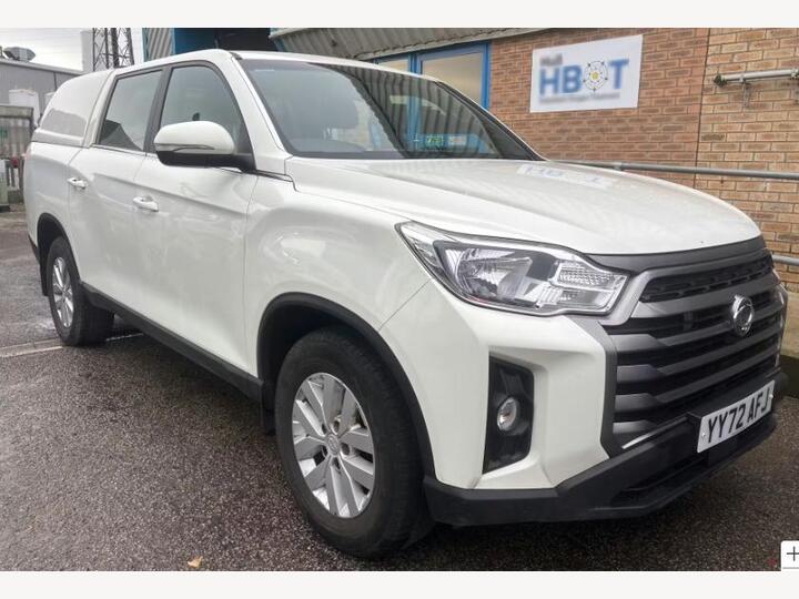 SsangYong Musso Ex 2.2D EX 4WD Euro 6 4dr