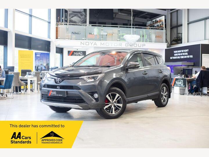 Toyota RAV4 2.0 D-4D Business Edition Euro 6 (s/s) 5dr (Safety Sense, Nav) Toyota RAV4 2.0 D-4D Business Edition Euro 6 (s/s) 5dr (Safety Sense, Nav)