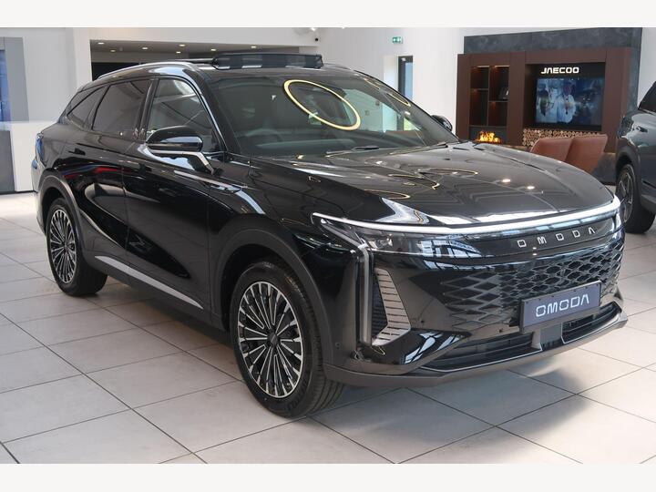 Omoda OMODA 9 1.5T SHS 34.46kWh Noble DHT3 4WD Euro 6 (s/s) 5dr