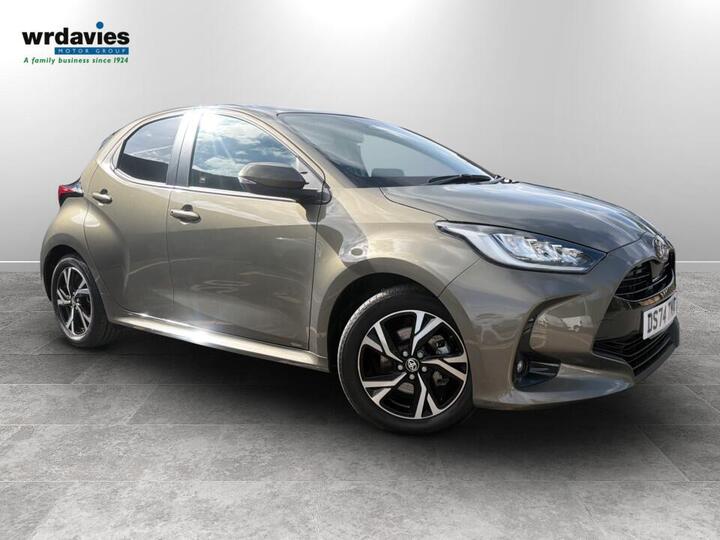 Toyota Yaris 1.5 VVT-h Design E-CVT Euro 6 (s/s) 5dr