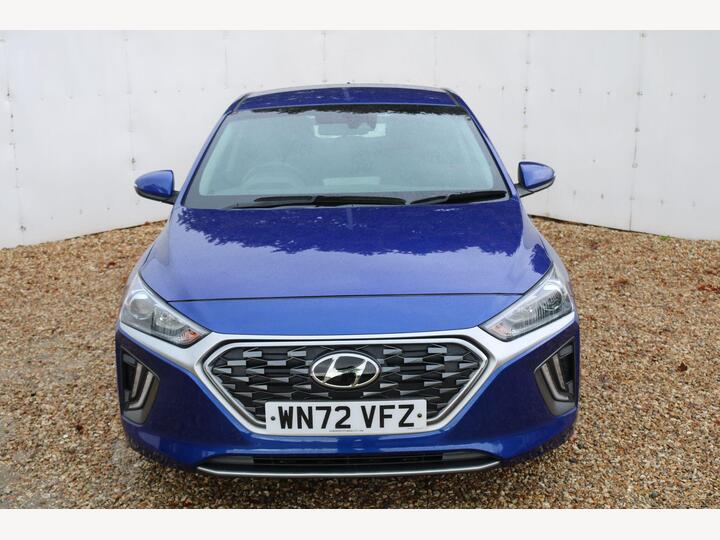Hyundai IONIQ 1.6 H-GDi SE Connect DCT Euro 6 (s/s) 5dr Hyundai IONIQ 1.6 H-GDi SE Connect DCT Euro 6 (s/s) 5dr