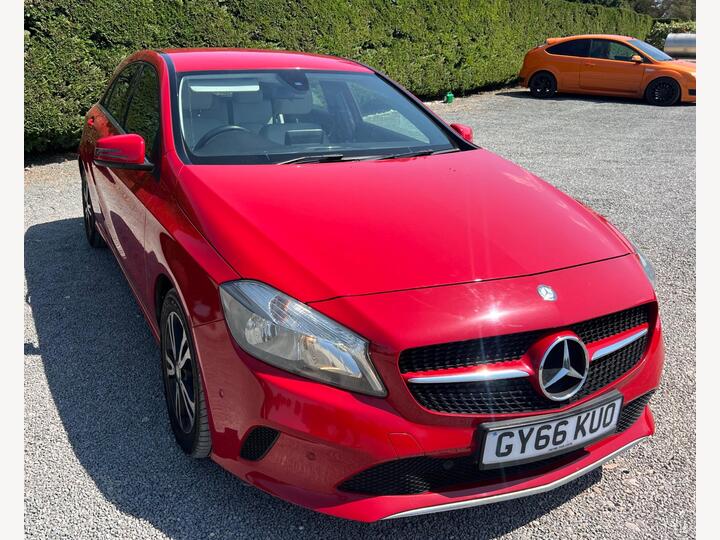 Mercedes-Benz A Class 2.1 A200d SE (Executive) Euro 6 (s/s) 5dr