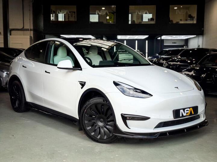 Tesla MODEL Y (Dual Motor) Long Range Auto 4WDE 5dr Tesla MODEL Y (Dual Motor) Long Range Auto 4WDE 5dr