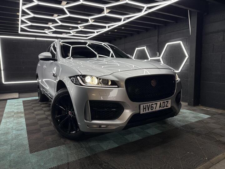 Jaguar F-PACE 2.0 D180 R-Sport Auto AWD Euro 6 (s/s) 5dr
