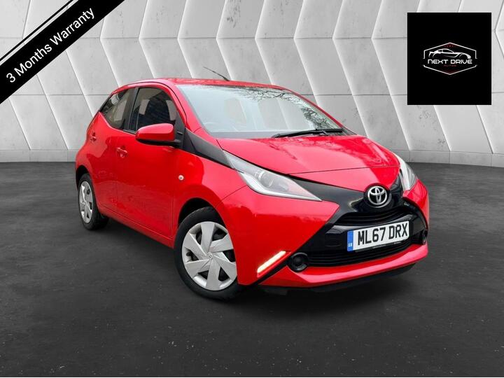 Toyota AYGO 1.0 VVT-i X-play X-shift Euro 6 5dr