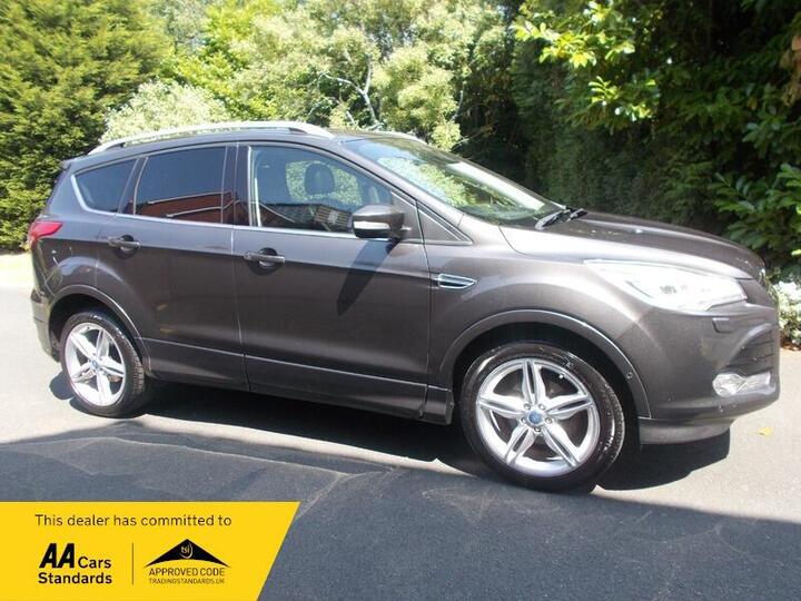 Ford Kuga 2.0 TDCi Titanium 2WD Euro 6 (s/s) 5dr