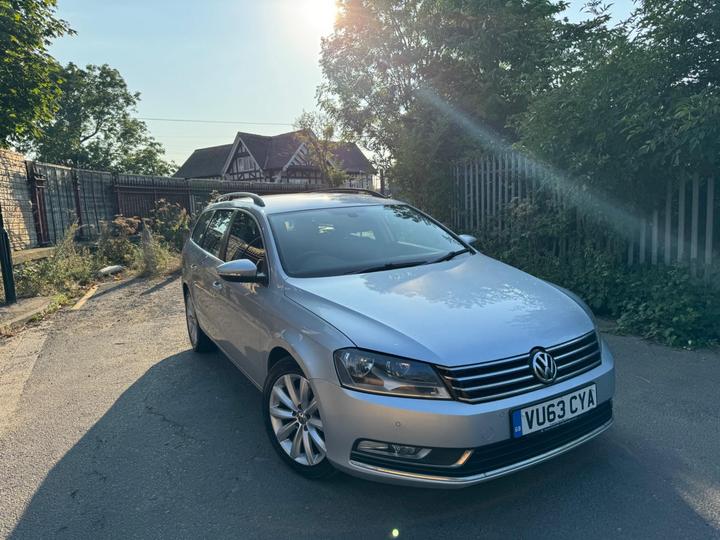 Volkswagen Passat 2.0 TDI BlueMotion Tech Highline Euro 5 (s/s) 5dr