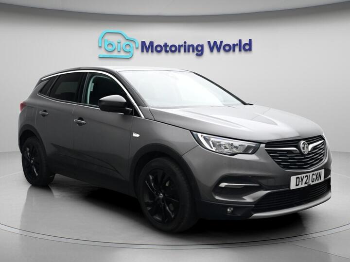 Vauxhall Grandland X 1.2 Turbo SRi Nav Euro 6 (s/s) 5dr