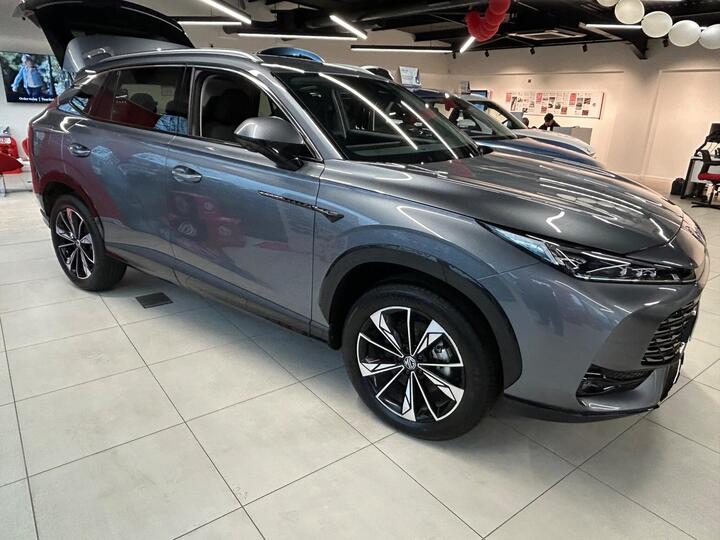 MG MG HS 1.5 T-GDI Trophy DCT Euro 6 (s/s) 5dr