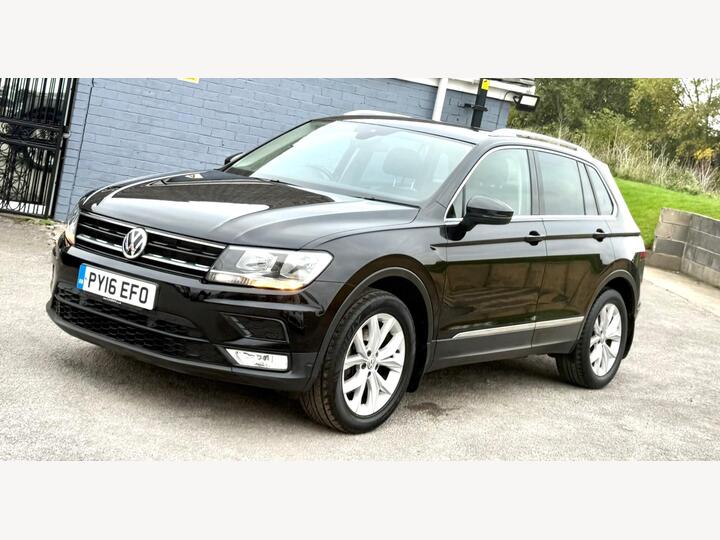 Volkswagen Tiguan 2.0 TDI BlueMotion Tech SE Navigation Euro 6 (s/s) 5dr