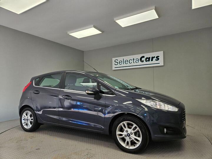Ford FIESTA 1.5 TDCi Zetec Euro 5 5dr