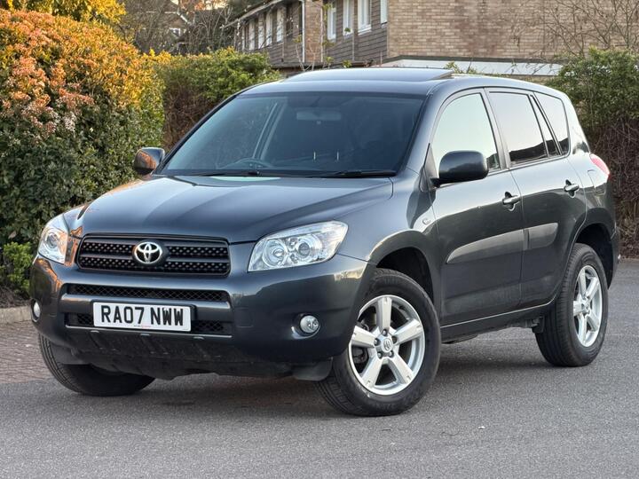 Toyota RAV4 2.0 XT-R 4WD 5dr