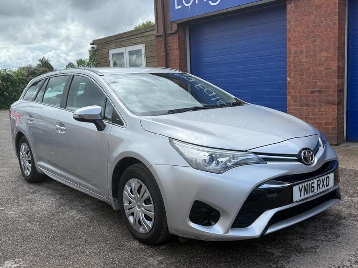 Toyota Avensis 1.6 D-4D Active Touring Sports Euro 6 (s/s) 5dr