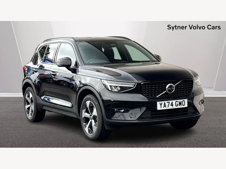 Volvo XC40 2.0 B4 MHEV Plus Dark DCT Auto Euro 6 (s/s) 5dr