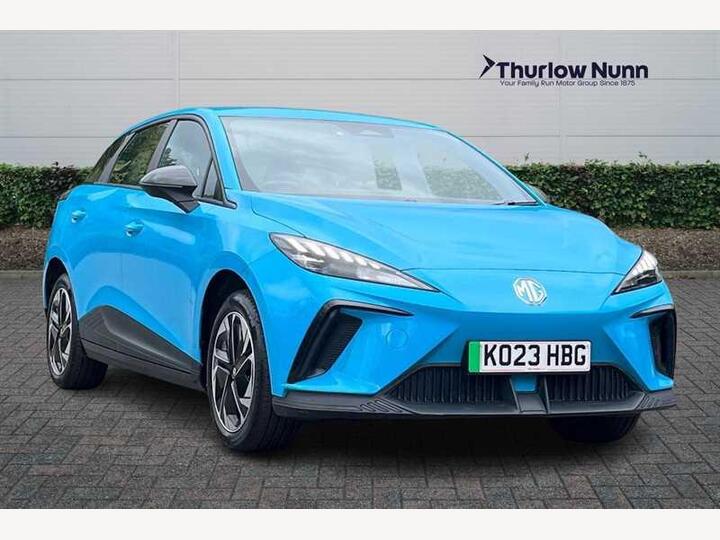 MG MG4 64kWh SE Long Range Auto 5dr