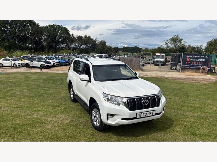 Toyota Land Cruiser 2.8D Active Auto 4WD Euro 6 (s/s) 5dr (7 Seat)