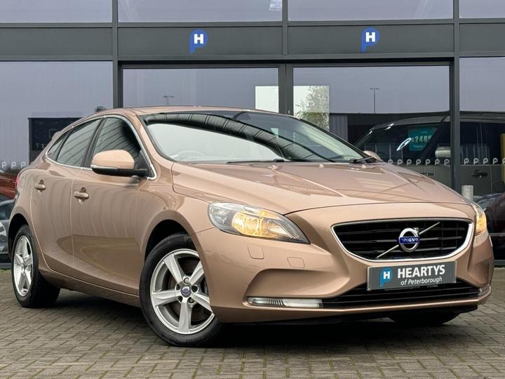 Volvo V40 2.0 D3 SE Euro 6 (s/s) 5dr