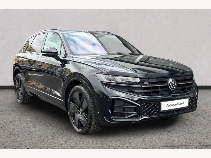 Volkswagen Touareg 3.0 TDI V6 Black Edition Tiptronic 4Motion Euro 6 (s/s) 5dr