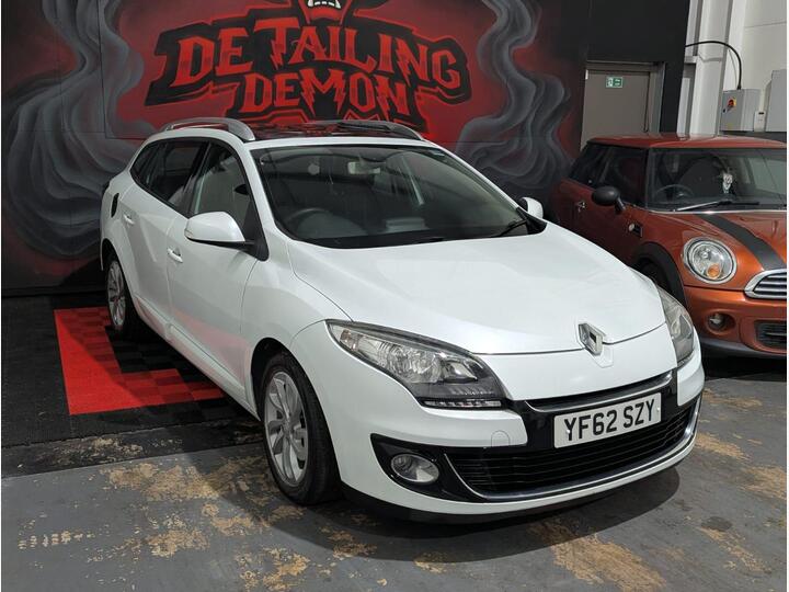 Renault Megane 1.6 DCi Dynamique TomTom Sport Tourer Euro 5 (s/s) 5dr