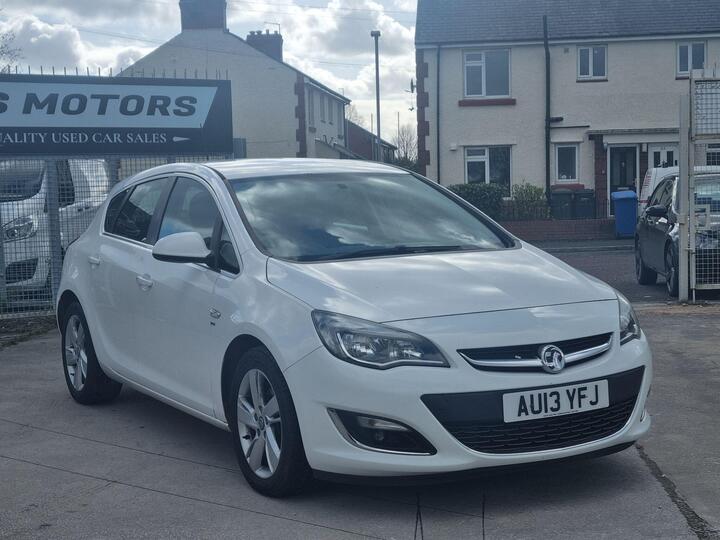 Vauxhall Astra 1.7 CDTi EcoFLEX SRi Euro 5 5dr