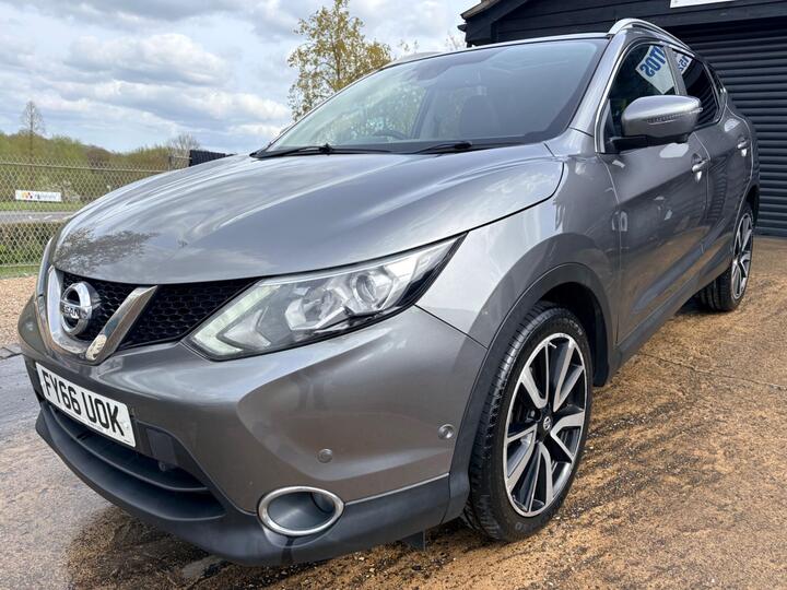 Nissan Qashqai 1.5 DCi Tekna 2WD Euro 6 (s/s) 5dr