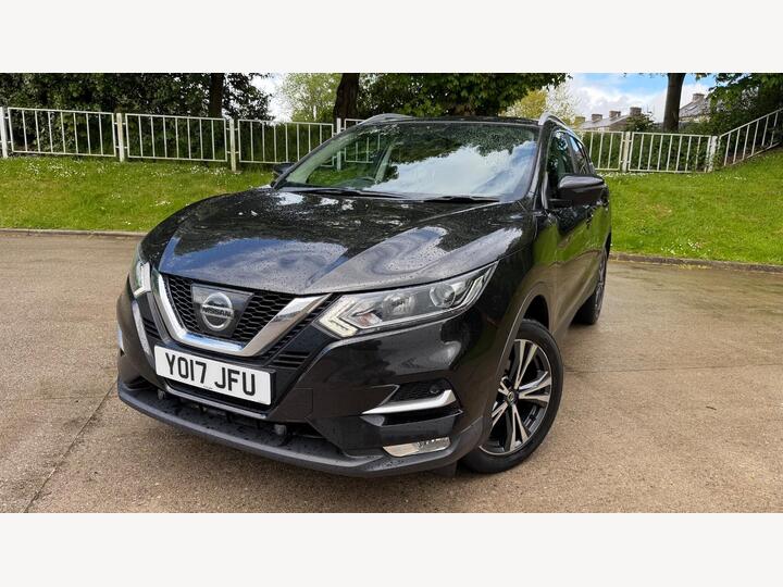 Nissan Qashqai 1.6 DCi N-Connecta Euro 6 (s/s) 5dr