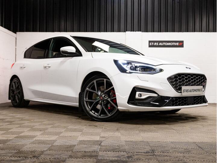 Ford Focus 2.3T EcoBoost ST Euro 6 (s/s) 5dr
