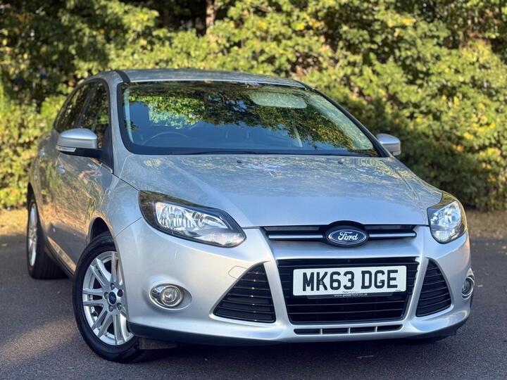 Ford Focus 1.0T EcoBoost Titanium Euro 5 (s/s) 5dr