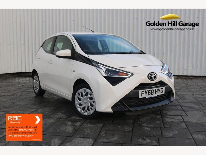 Toyota AYGO HATCHBACK 1.0 VVT-i X-play Euro 6 5dr