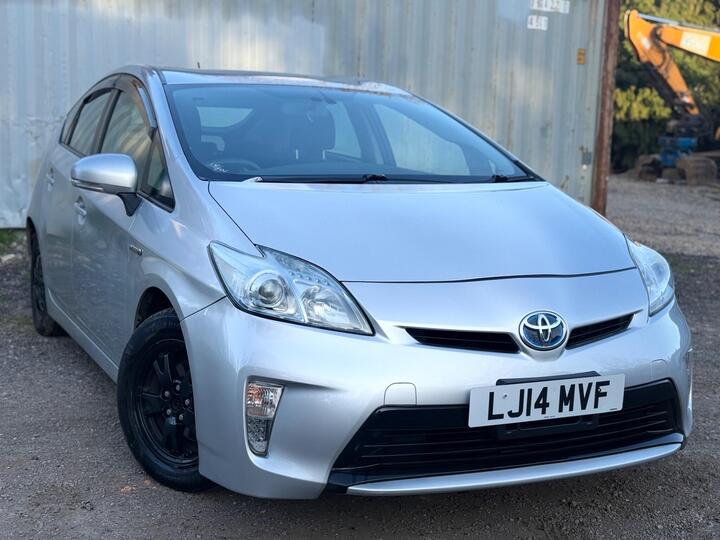 Toyota Prius 1.8 VVT-h T4 Hatchback 5dr Petrol Hybrid CVT Euro 5 (s/s) (136 Ps)