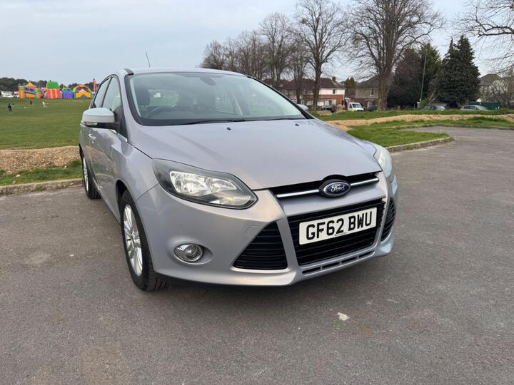 Ford Focus 1.6 Titanium Euro 5 5dr