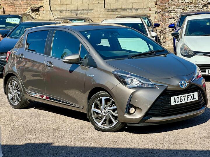 Toyota Yaris 1.5 VVT-h Excel E-CVT Euro 6 (s/s) 5dr (15in Alloy)