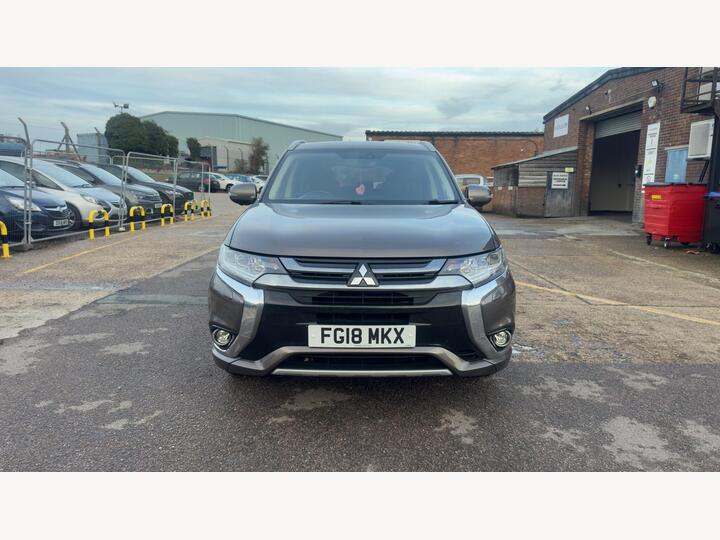 Mitsubishi Outlander 2.0h 12kWh 4h CVT 4WD Euro 6 (s/s) 5dr